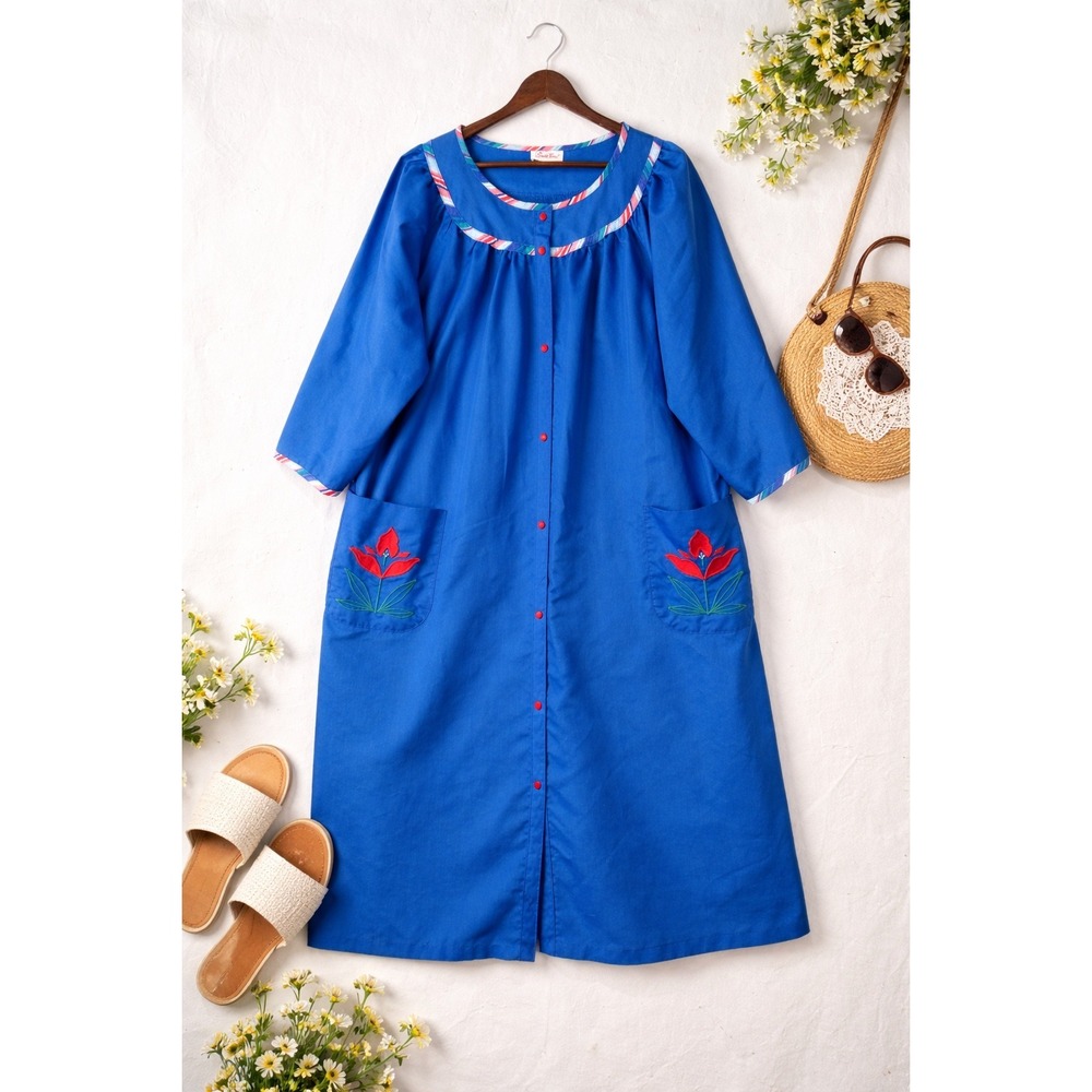 Vtg Smart Time Blue House Dress Embroidered‎ Floral Made in USA O/S